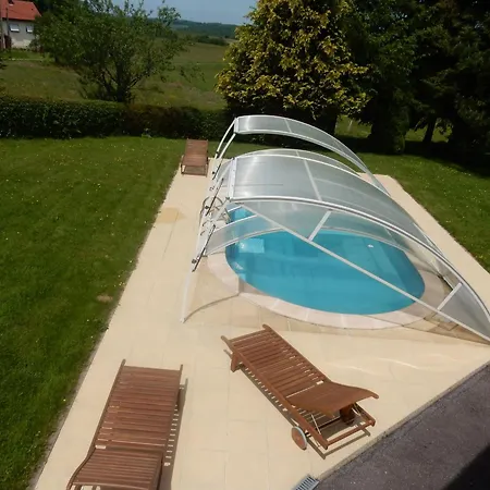 펜션 Cosy Avec Piscine Privee Au Val-d'ajol, 3 - Fr-1-589-597 Le Val-dʼAjol